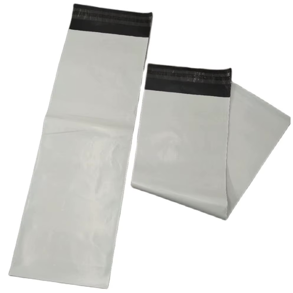 Курьерские пакеты БЕЛЫЙ УТОЛЩЁННЫЙ (глянцевый) 110 * 180 + 40мм(клеевой клапан) 100шт./уп.